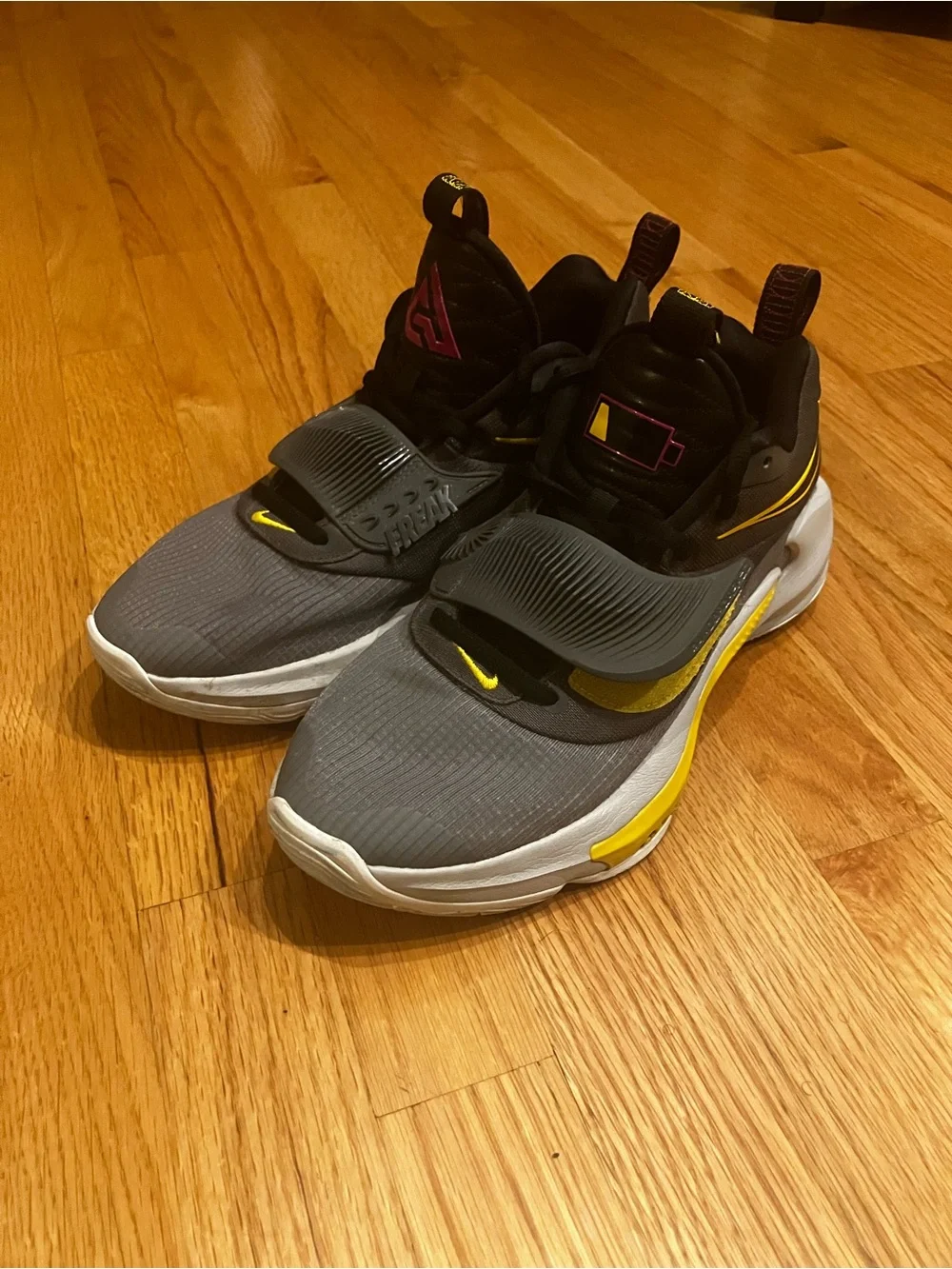 Nike Giannis Zoom Freak 3